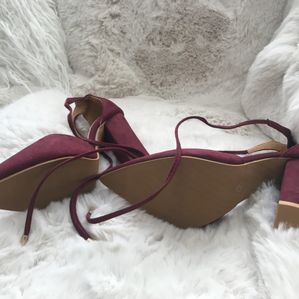 women high heel shoe - Picture 5 of 6